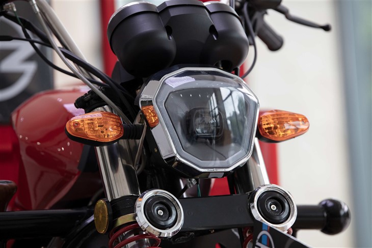 Red 200cc Gasoline Tricycle manufacturers