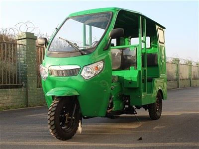 Täiskasvanud bensiini tukkeki kabiin